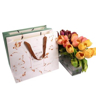 China Gift & Shopping Paper Bags Tote Bag With Logo Luxury Tote Craft Kraft Paper Bag for sale