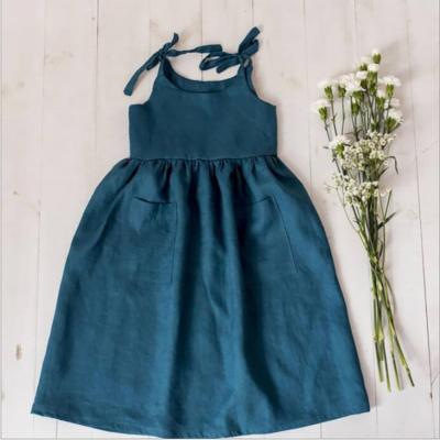 China Anti-wrinkle Fashion Canvas Spaghetti Straps Long Pocket Cotton Girls Dress for sale