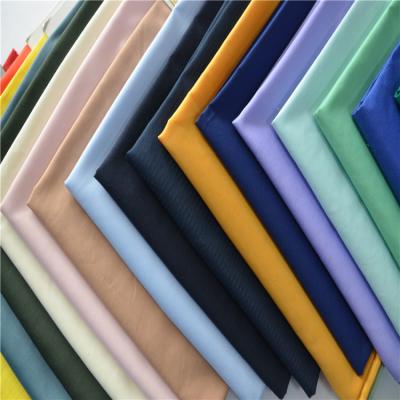 China Solid Color Waterproof Medical Uniforms Nursing Uniform Polyester Cotton Fabric for sale