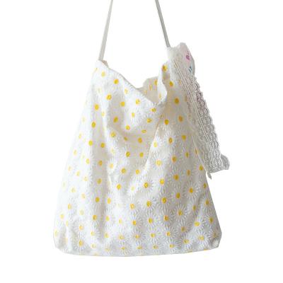 China Custom Printed Travel Fabric Large Capacity Logo Eco Friendly Daisy Embroidered Organic Cotton Canvas Tote Bags for sale