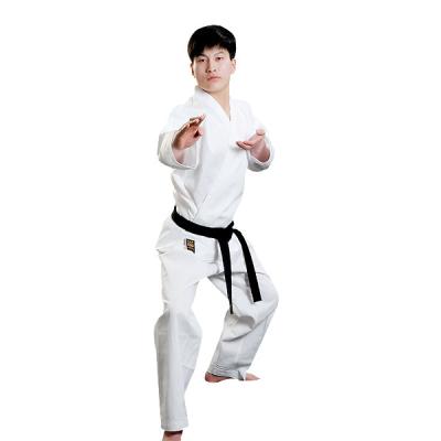 China Cotton Karate Anti Strike Fabric Karate Uniform Customization 100 Polyester Karate Uniform for sale