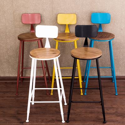 China High Quality Customized Sturdy And Durable Iron Material Sneaks Industrial Bar Chairs Vintage Stools Wrought Iron Stools for sale