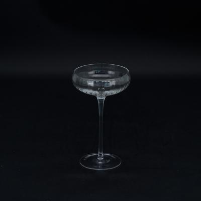 China Single Blown Product 250ml Crystal Glassware Blown Wine Glass BF642 for sale