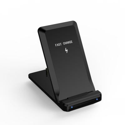 Chine 15W jeûnent 2 dans 1 dock de remplissage sans fil Qi Smart pour le téléphone à vendre