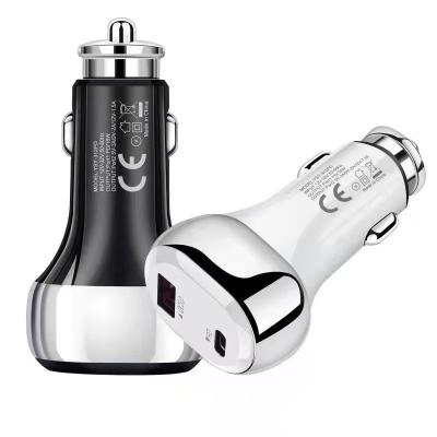 Chine chargeur rapide d'USB QC3.0 de chargeur de voiture de palladium de 38W 20W avec la boîte à vendre