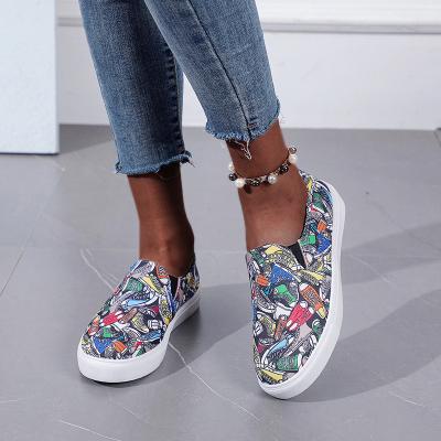 China Fashion Trend Fashion Slip On Breathable Vulcanized Canvas Shoes Casual Graffiti Women Flat Sneakers for sale