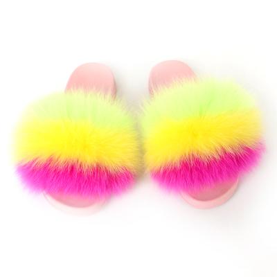 China Anti-Smell Wholesale Fox Fur Slippers Cozy Plush Adult Fluffy Slippers For Girls Ladies for sale