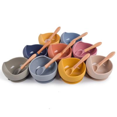 China Rustic Soft Suction Food Grade Silicone Baby Bowl And Spoon For Kids Baby Bibs for sale