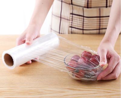 China Moisture Proof Cling Transparent Film Roll Food Package Polythene Wrap for sale