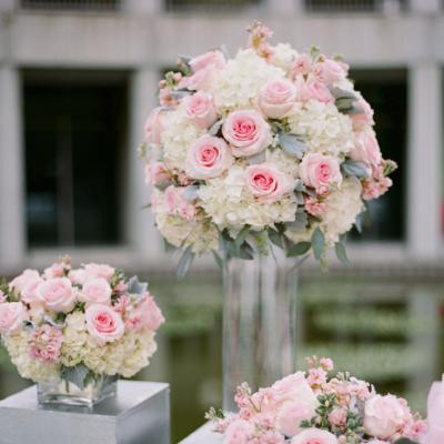 China Events Decoration Artificial Flower Ball Decoration Wedding Centerpieces for sale