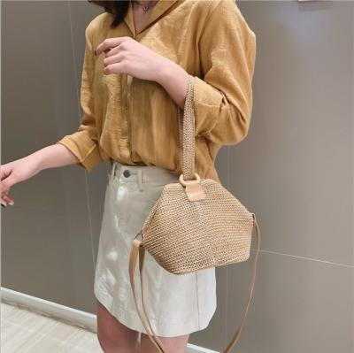 China 2021 Retro Fashion New Summer Beach Bag Idyllic All-match Woven Portable Shoulder Bag Straw Bag for sale