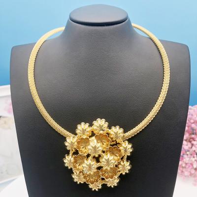 China Wholesale Price Snake Chain Choker Chain 18k 24k Stainless Steel Gold Plated Flat Snake Chain CLASSIC Bold Thick Herringbone Necklace for sale