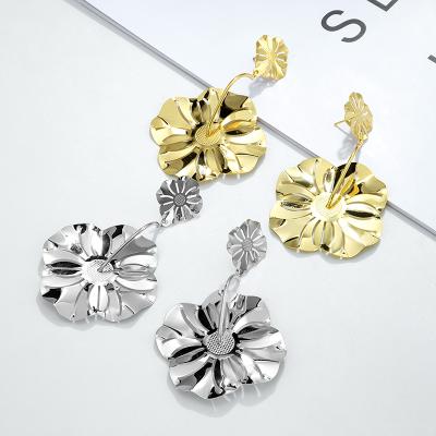 China FASHIONABLE Most Popular New Party Earrings Women Waterproof Cute Exquisite Fine Flower Jewelry Dangle Earrings for sale