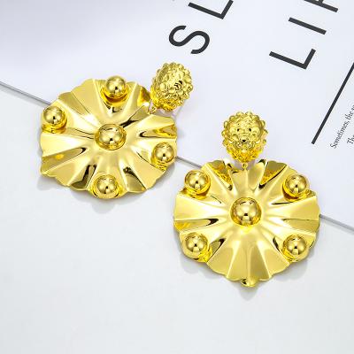 China FASHIONABLE custom nameplate exaggerated gold plated large cowgirl flower dangle earrings for African American ladies for sale