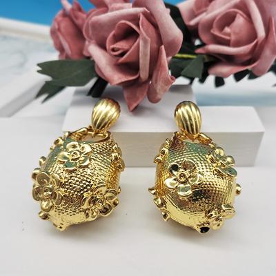 China FASHIONABLE Custom Bamboo Handmade Large Spiral Studs Cut On Jewelry Earrings Copper Jewelry Accessories For Party Gift for sale