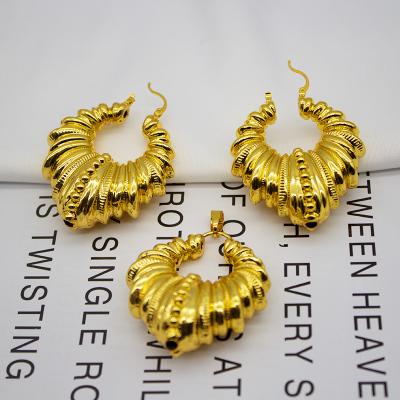 China New Arrival TRENDY Fashion Jewelry Supplier African 18K 24K Gold Plated Fashion Dangle Earrings Jewelry Sets Wedding Accessories for sale