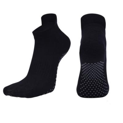 China Wholesale Custom Cotton Breathable Anti Slip Trampoline Grip Black Socks for sale