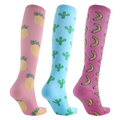 China Breathable Wholesale Running Varicose Veins Shape Compression Socks Sports Men for sale