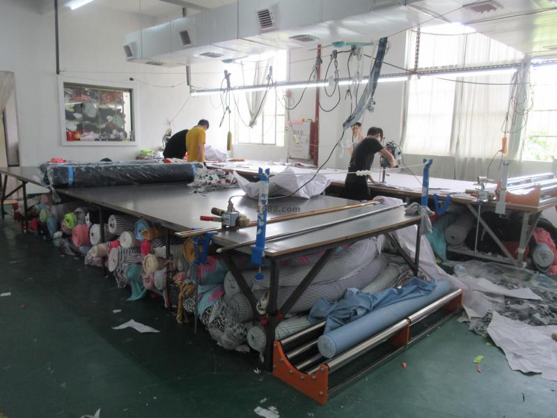 Verified China supplier - Guangzhou Liyuan Business Co., Ltd.