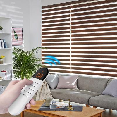 中国 Shades  Shutters Electronic Electric Zebra Blinds Horizontal Pattern 販売のため