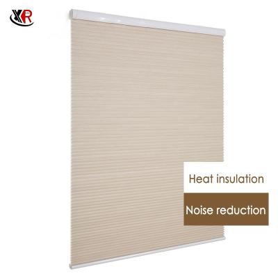 China Electric Motorized Full Blackout  Honeycomb Blackout Blinds  Plain Technique Te koop