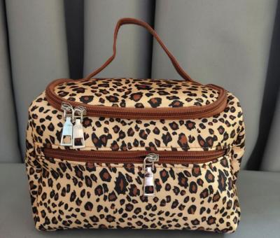 China 2021new fashion fashion travel handbag for sale