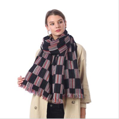 China Winter Fashion Long Scarf Checked Circle Pashmina Scarf for sale