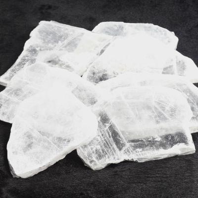 China Hot Sale High Quality Selenite Slabs Raw Natural Crystal Africa Crystals Healing Stones Dishes For Home Decoration for sale