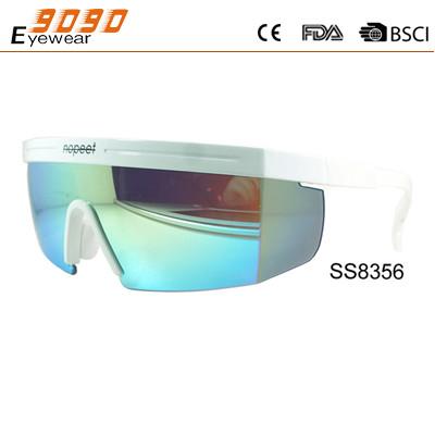 China Cool man outdoor cycling sunglasses,mirrored lens sports sunglasses with blue coating lens for sale