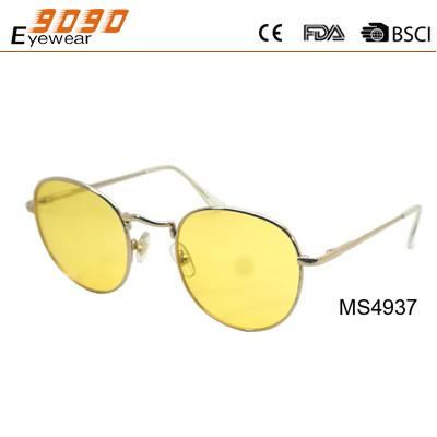 China Gafas de sol clásicas del metal de la moda que seleccionan, lente ULTRAVIOLETA de 400 protecciones, de alta calidad en venta