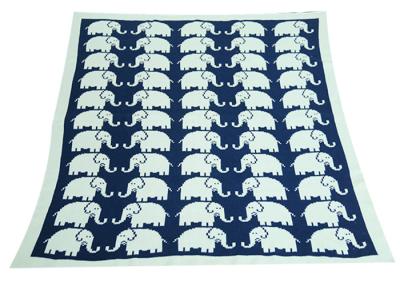 China Elephant Pattern Knitted Knitted Wool Blanket For Home Decoration for sale