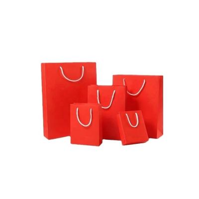 China Recycled Materials Packaging Bags Custom Jewelry Foldable Paper Red Color Shopping Bag Disposable Gift Packaging Offset Printing Cardboard for sale