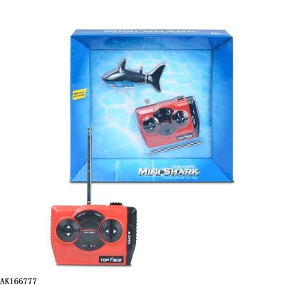 China 2022 New Mini RC Hobby Shark Plastic Toy Radio Control Radio Control Model Shark Underwater In Pool For Kids for sale