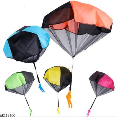 China Outdoor games relieve to stress new mini colorful hand soldier parachute toy launch outdoor games for kids for sale