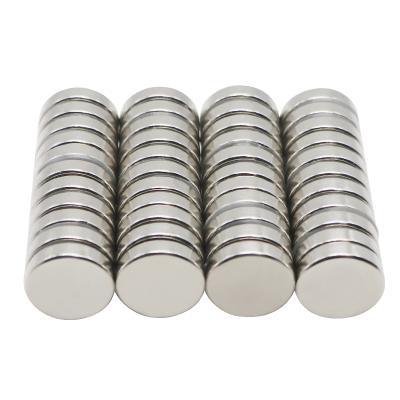 China Industrial Magnet 3000 Gauss Magnet Neodymium Strong Round N52 for sale