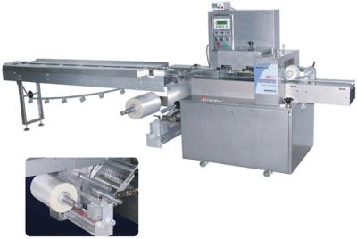 China High Efficiency Flow Pack Machine , Biscuit / Chocolate / Bread Pillow Packing Machine for sale