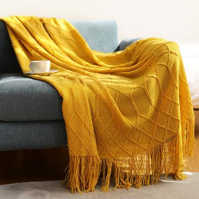 China 100% Acrylic Sustainable Knitted Geometric Jacquard Throw Soft Knitting Blanket Blanket For Sofa Bedding Room for sale