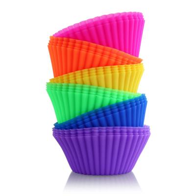 China Viable Shiny Color Silicone Bakeware Baking Cup, Ramekin And Souffle Cup For Cake Baking for sale