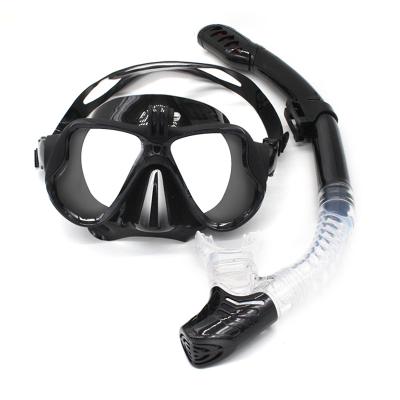 China Waterproof Professional Silicone Scuba Diving Mask With Go Pro Underwater Snorkel Gear for sale