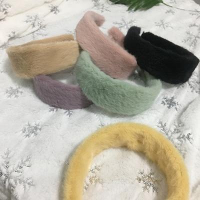 China BH-037Solid Fashion Color Headband Fluffy Wholesale Headband Cute Winter Fur Headbands For Women for sale