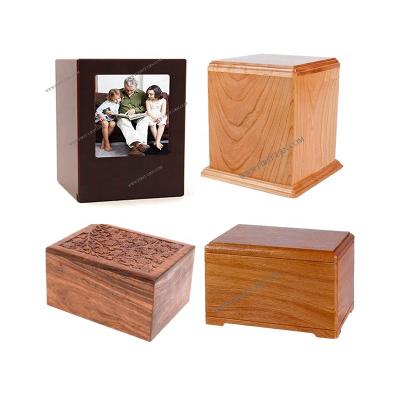 China Wholesale European Style Handcrafted Wooden Solid Urn Human Ashes Urn With Photo Frame Black for sale