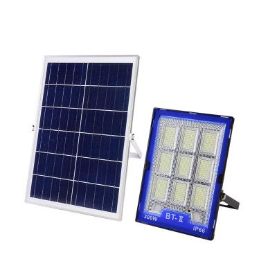 China Large 100w 200w 300w 400w LANDSCAPE High Brightness Solar Power Solar Street Light Flood Light for sale