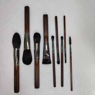 China Angular Blush Color High Quality Wooden Handle Log Professional Makeup Brush Set for sale