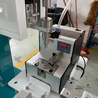 China Factory automatic screw driving machine for security light 2 screw machine by 2 panel automatic screwing machine for sale