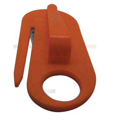 China Safety New Design Excellent Quality Plastic Equipped with Stainless Steel Blade Emergency Seat Belt Cutter C302 C302 for sale