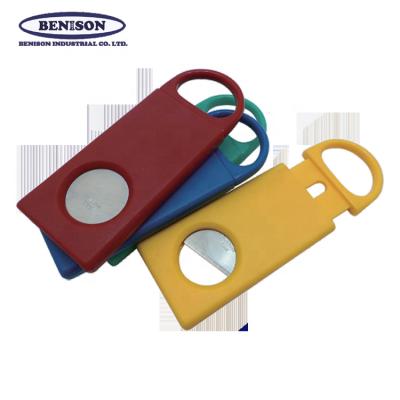 China Excellent Quality Single Blade Tender Traditional Plastic Single Volume Handle Single Cigar Cutter for sale