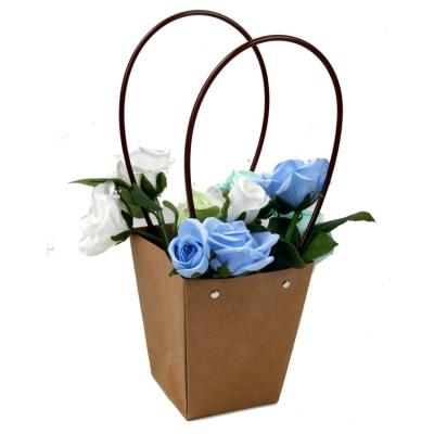 China Recyclable Easy To Assemble Decorative Practical Paper Gift Wedding Rose Florist Bag Flower Handbag For Promotion for sale