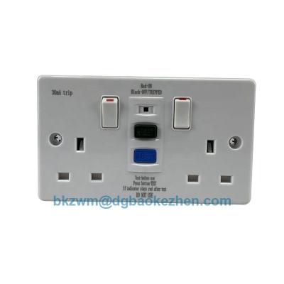 China Residential / General Purpose Double Plastic RCD Socket With Switch for sale