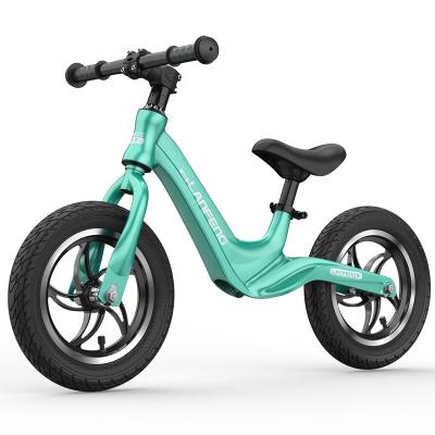 China 2021 New Arrival Children Road Balance Bike 12 Inch Magnesium Alloy Frame Balance Bike Running Bike For Children for sale