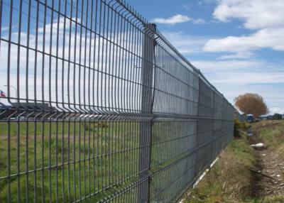 China Galvanized V Shaped 4.5mm Triangle Fence Panel 3d Welded Wire Fence 1030mm zu verkaufen